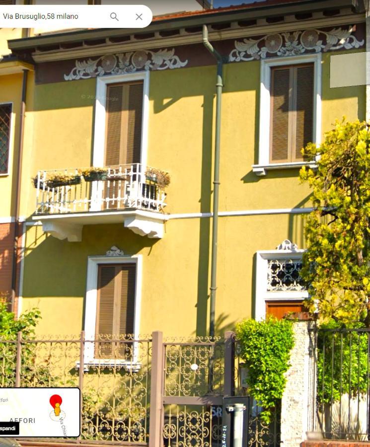 Apartment In Villa Milano Milão Exterior foto