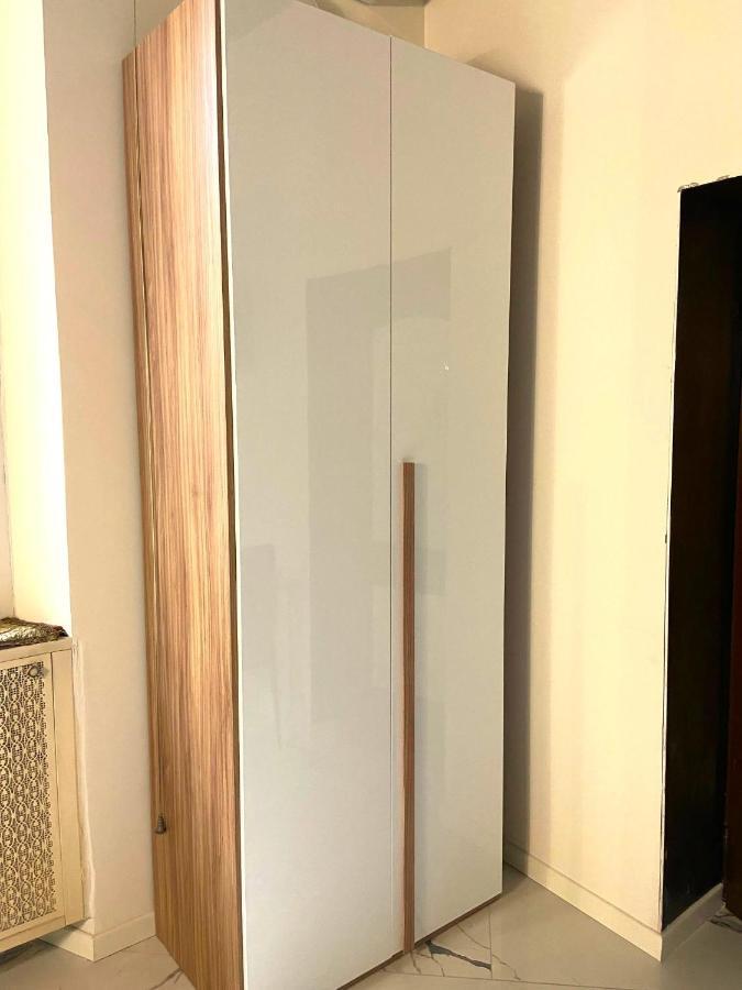 Apartment In Villa Milano Milão Exterior foto